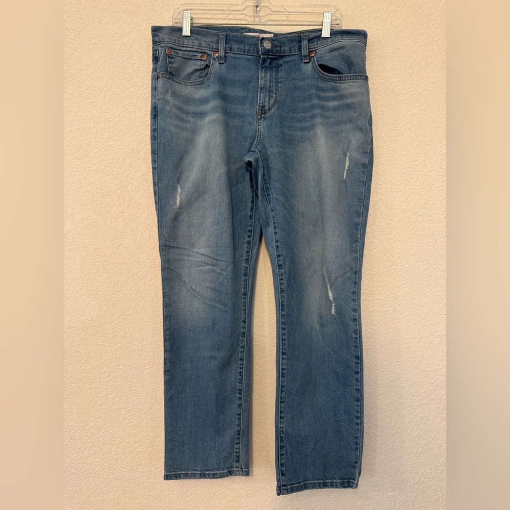 Levi’s boyfriend jeans size 31